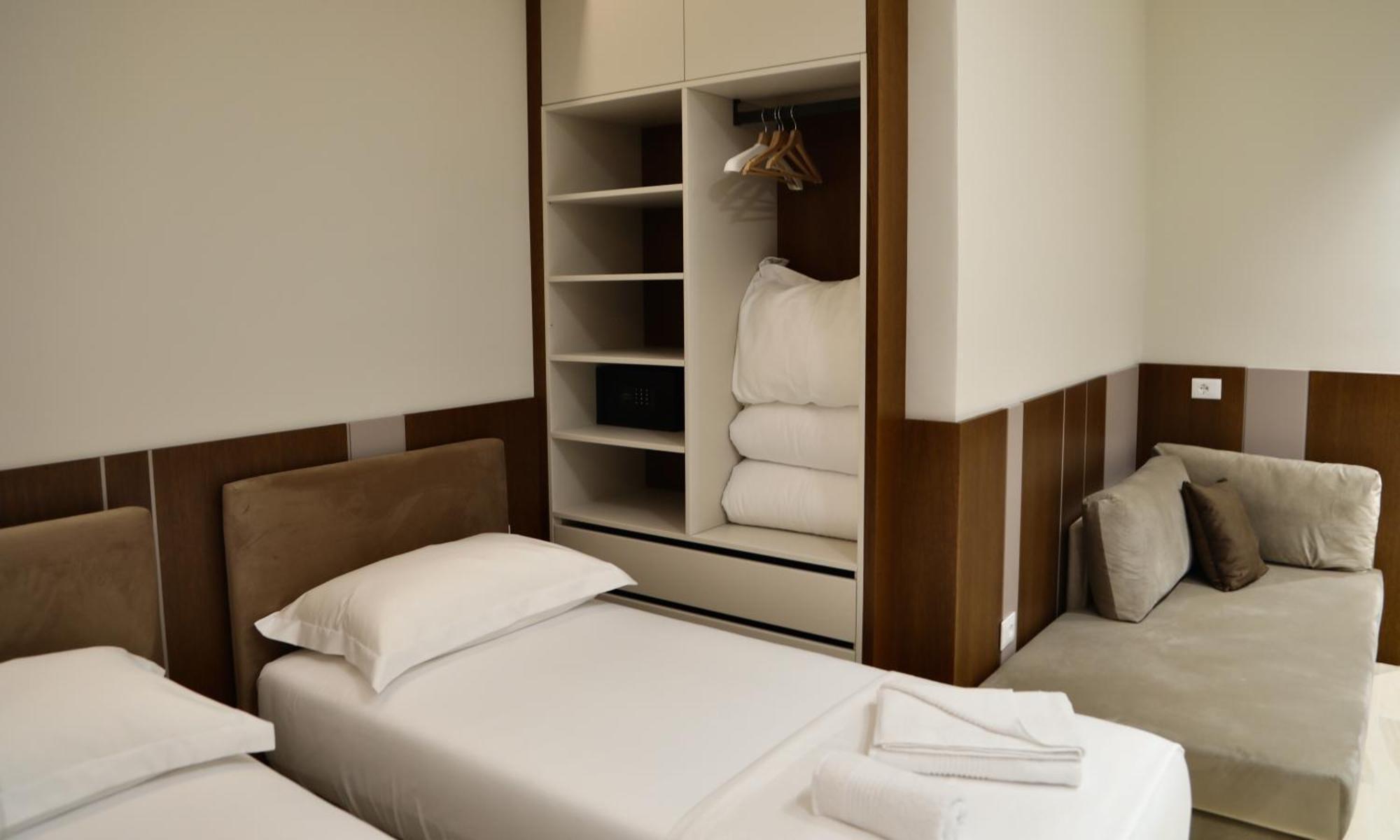 Anchor Luxury Hotel 4*