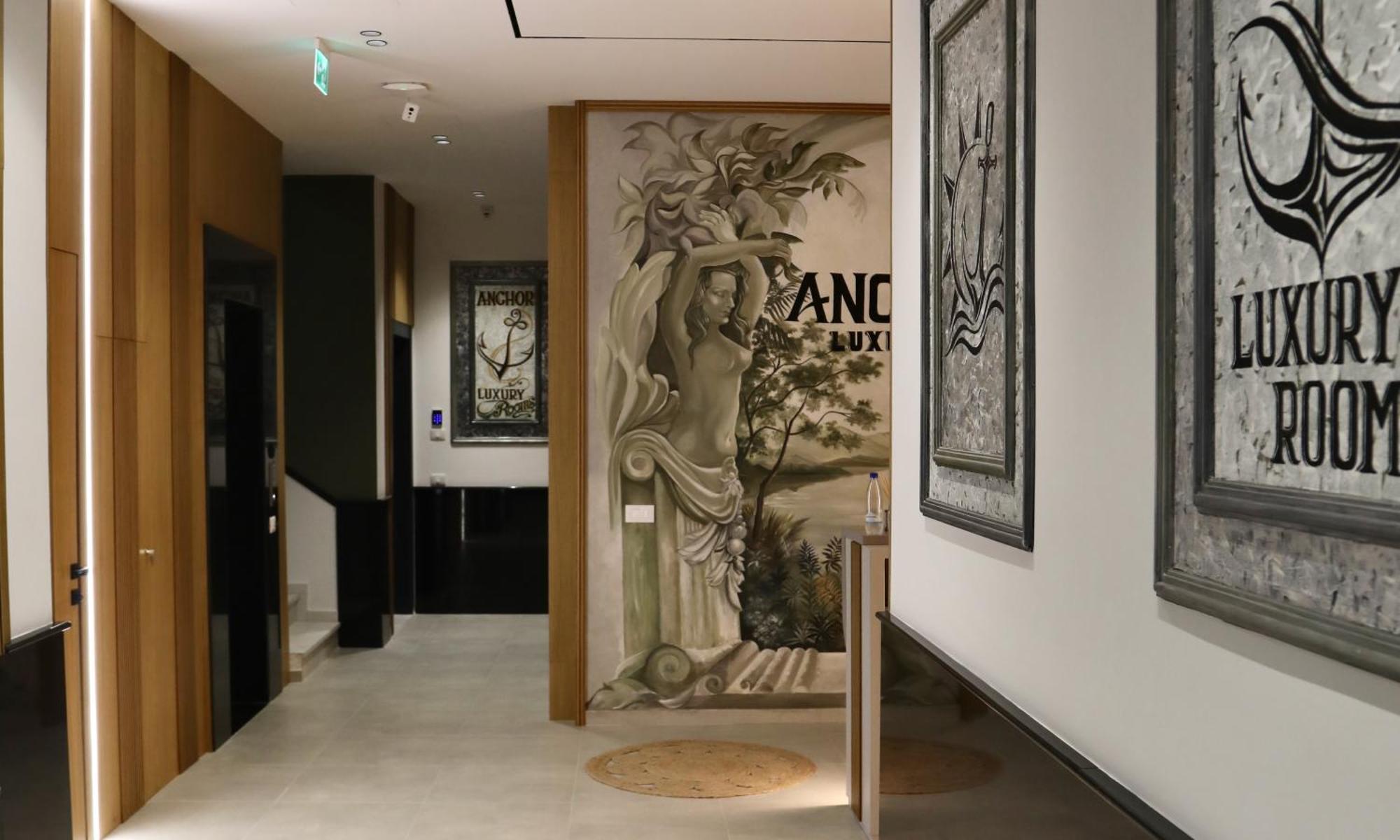 Anchor Luxury Hotel 4*
