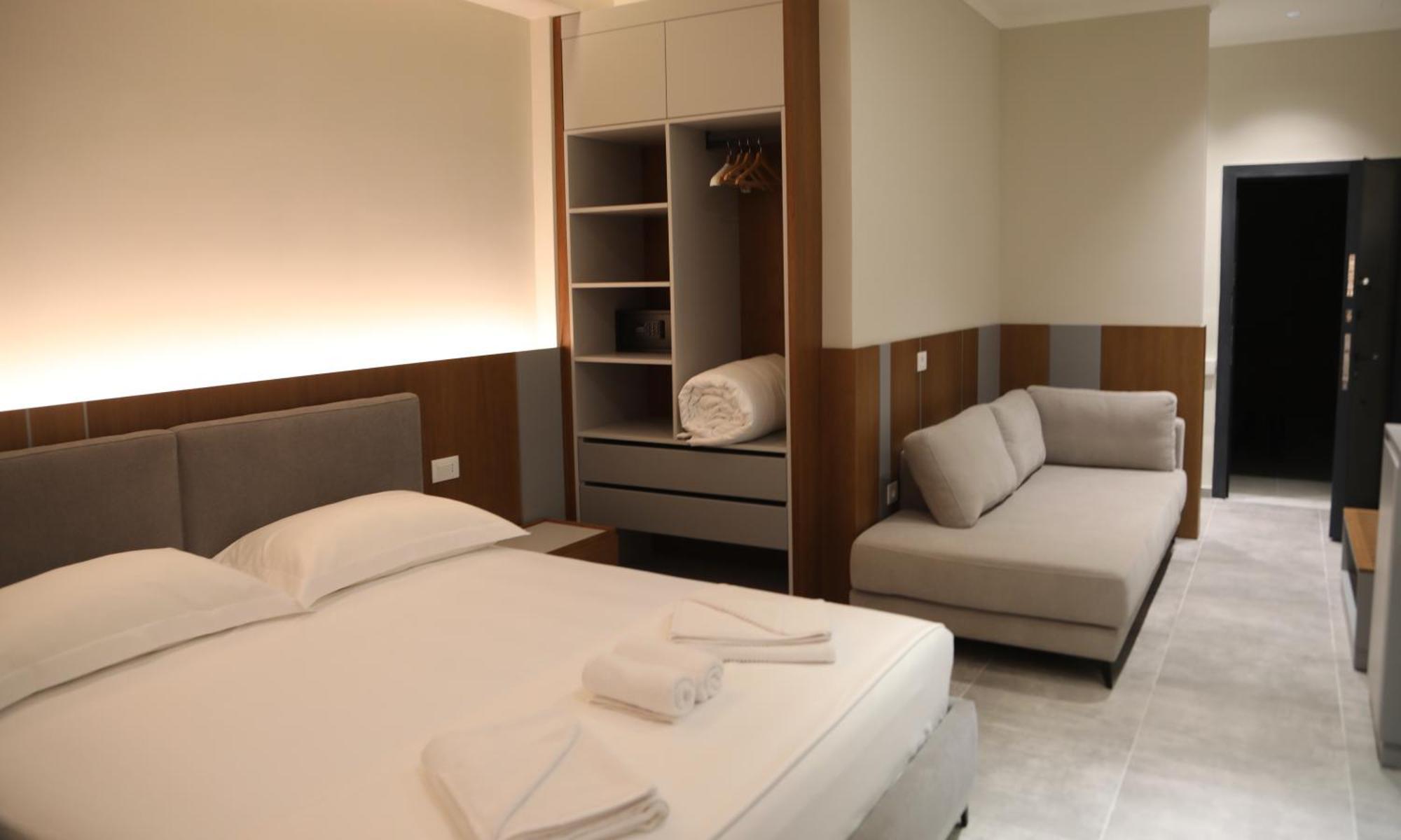 Anchor Luxury Vlorë
