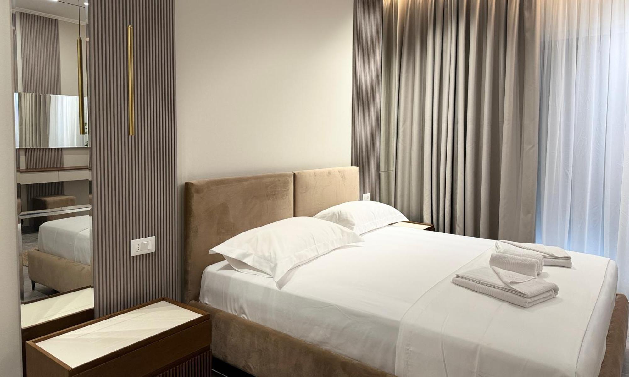 Anchor Luxury 4* Vlorë